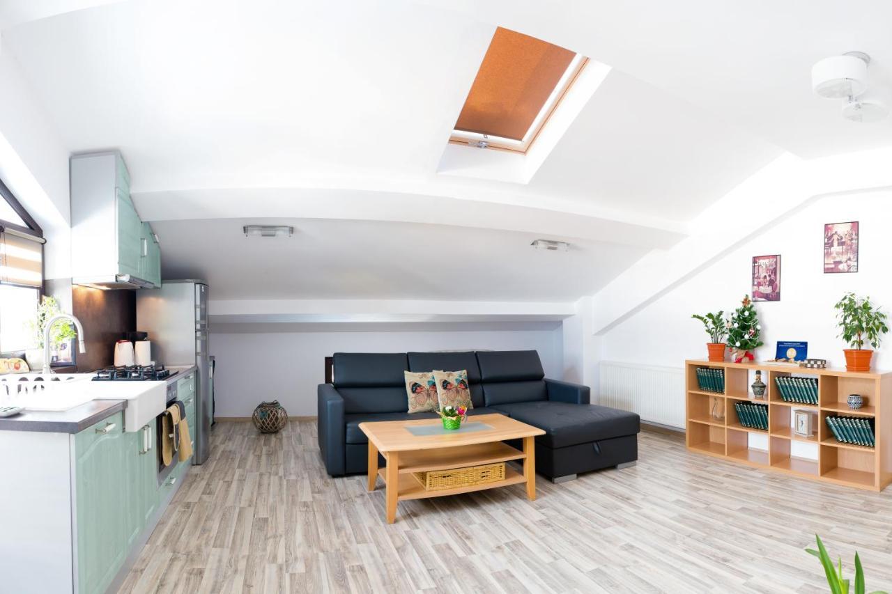 Romexpo Apartment Luxury - Aproape De Centru Si Parc Herastrau! บูคาเรสต์ ภายนอก รูปภาพ
