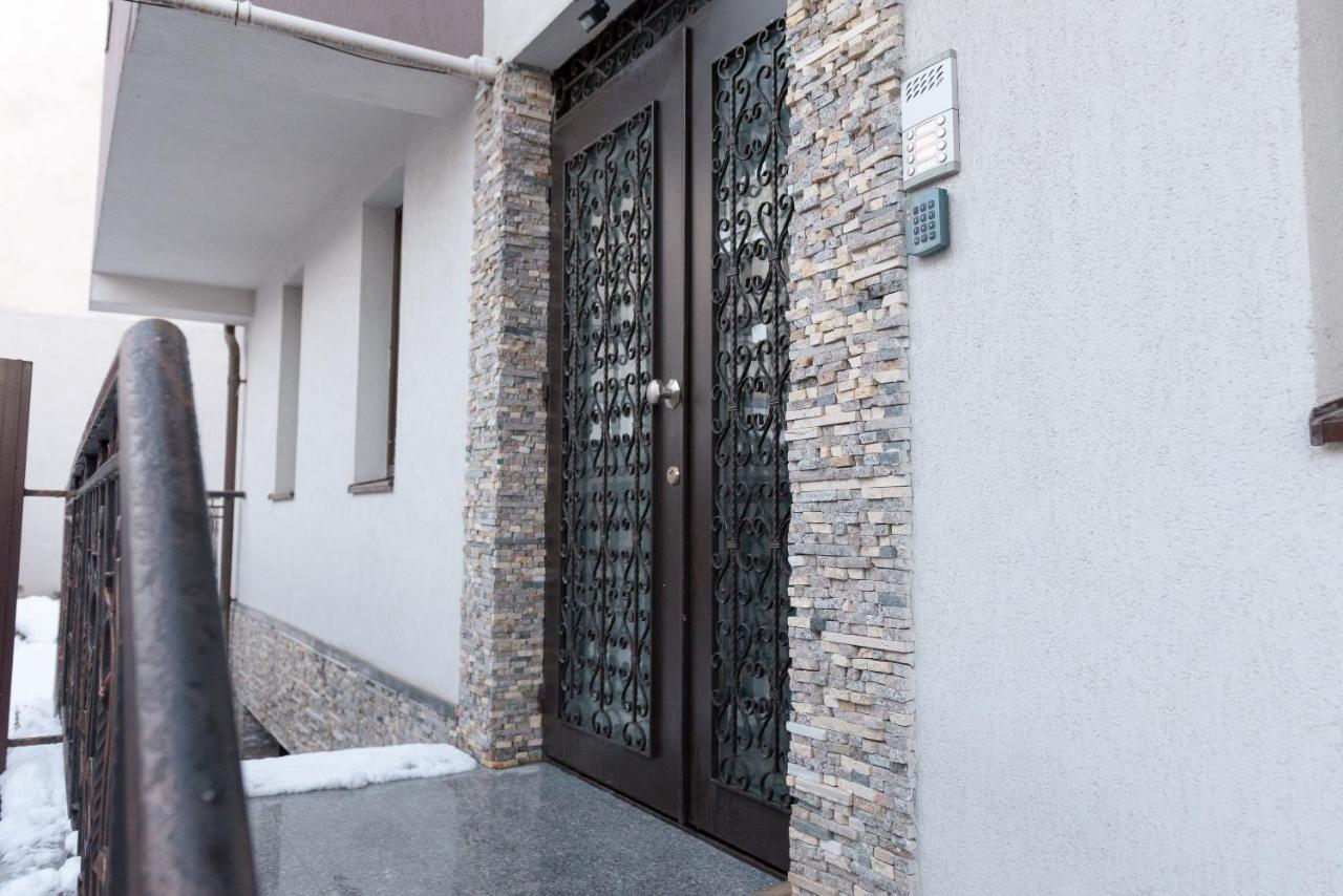 Romexpo Apartment Luxury - Aproape De Centru Si Parc Herastrau! บูคาเรสต์ ภายนอก รูปภาพ
